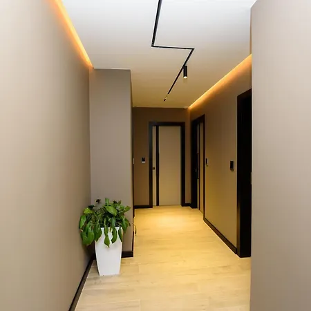 فندق مبيت وإفطار Suits 3*