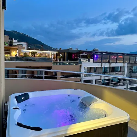 Suits Vlorë